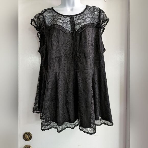 Torrid Peplum Black Lace Ruffle Sleeve Top - Picture 6 of 6